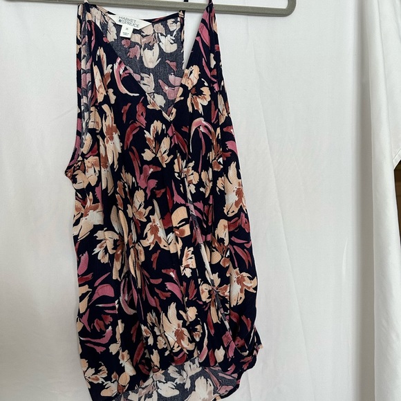 Crossover tank blouse - Picture 2 of 4